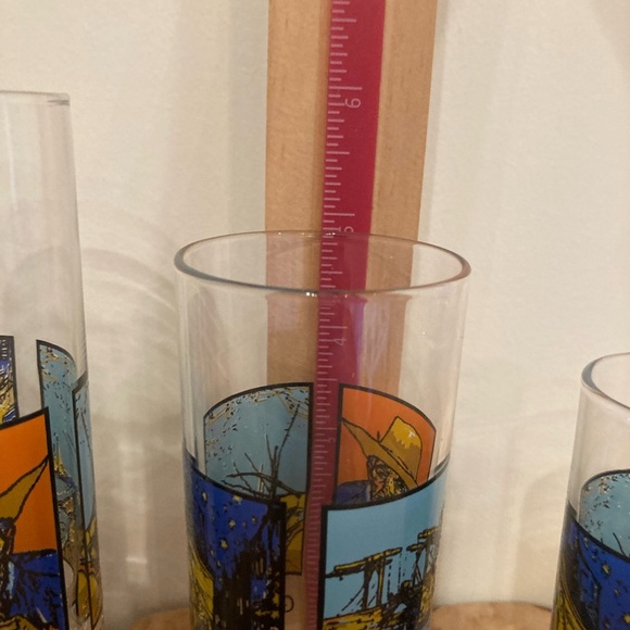 Spirits by Vincent Van Gogh Graduated Size Bar Glasses Barware Lot of 4 - Picture 8 of 9